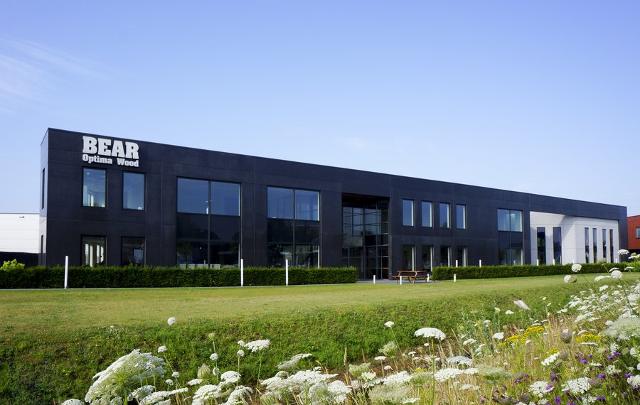 Voorkant van het bedrijf